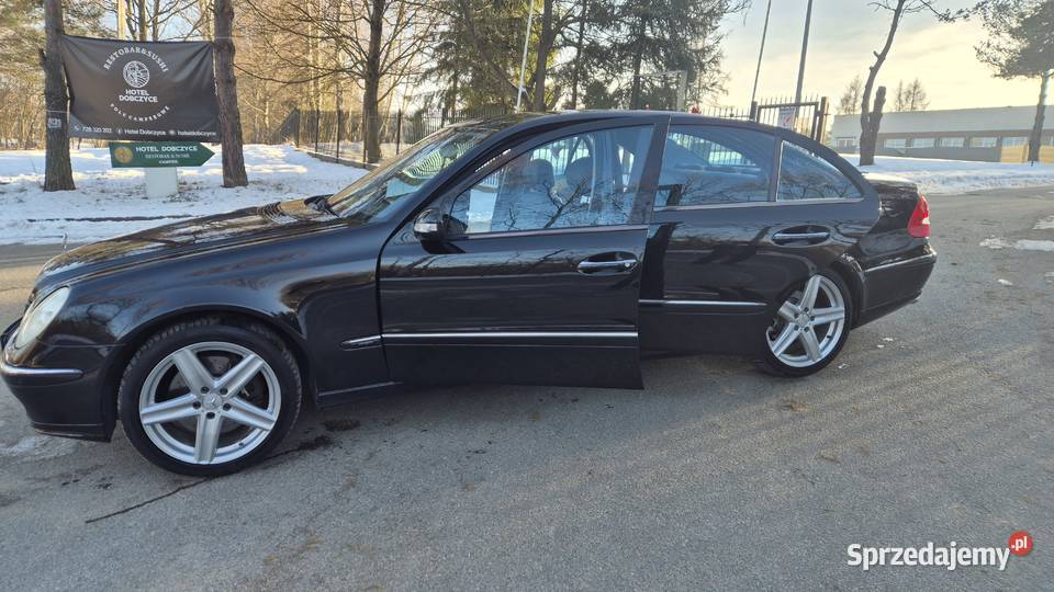 MERCEDES E350 CGI 4MATIC W211 SUPER STAN NISKI Motoryzacja Gdów sprzedam