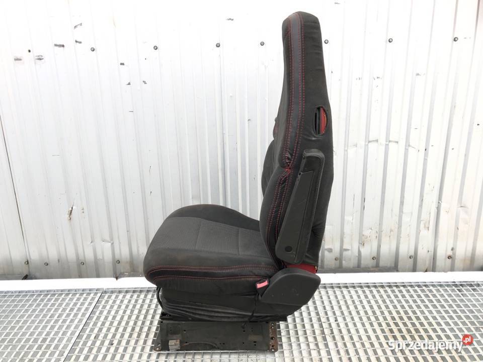 FOTEL PRAWY PRZÓD VOLVO FH II Hatchback Fotele i kanapy podkarpackie