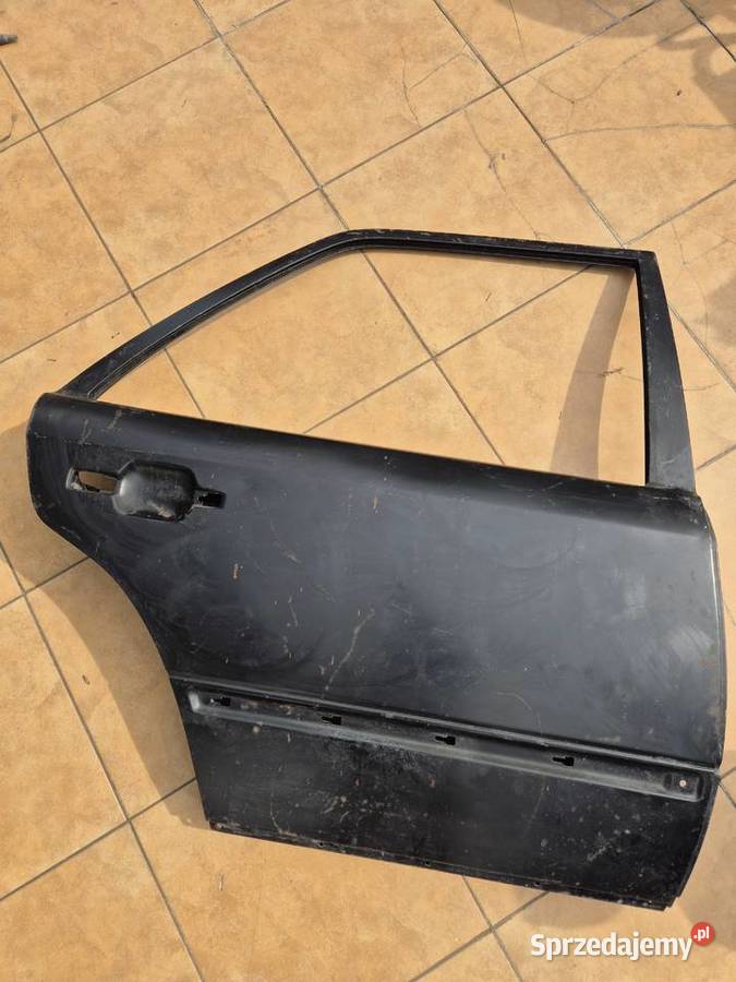 mercedes 124 drzwi tylne NOWE tył prawy prawe Białystok