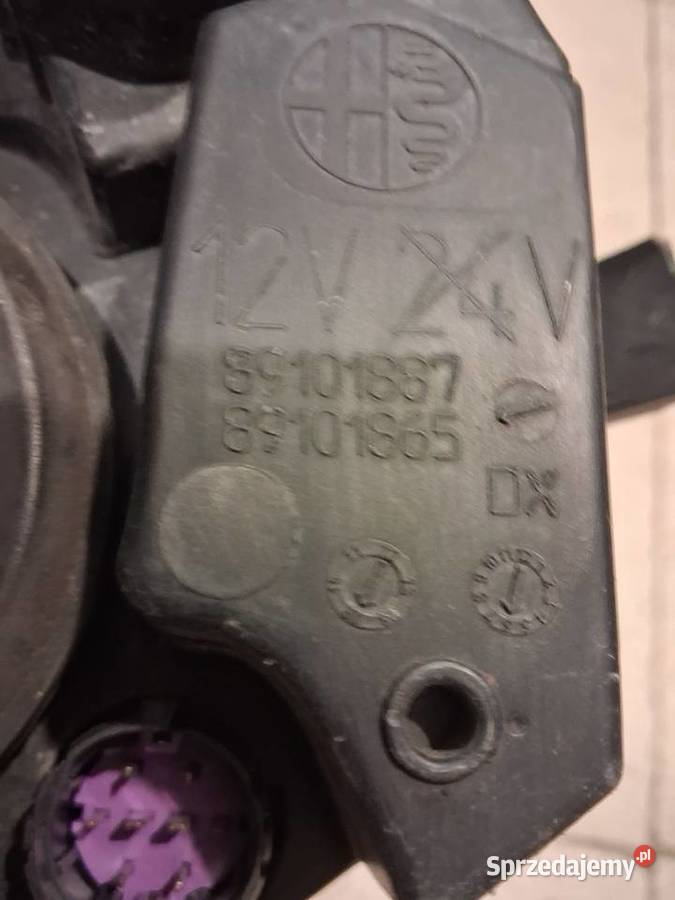 Alfa Romeo Mito lampa prawa przednia 0818 podkarpackie