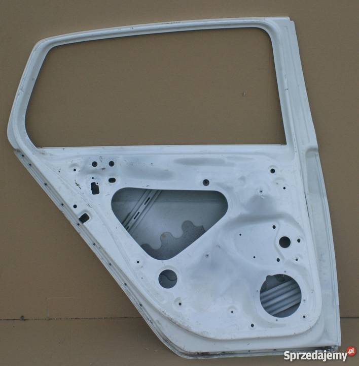 VW GOLF VII 7 KOMBI DRZWI LEWY TYŁ Bieleń