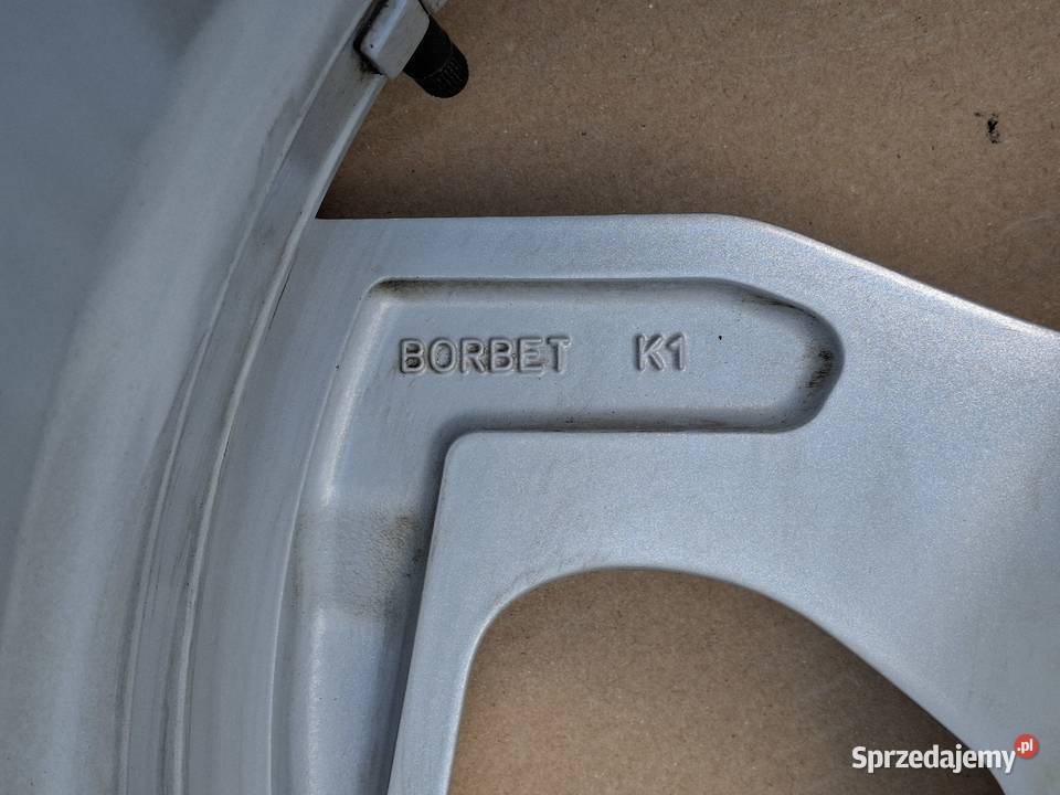 SKODA ENYAQ KAROQ FELG ALUFELGA BORBET 19 8J Samochodowe Bieleń