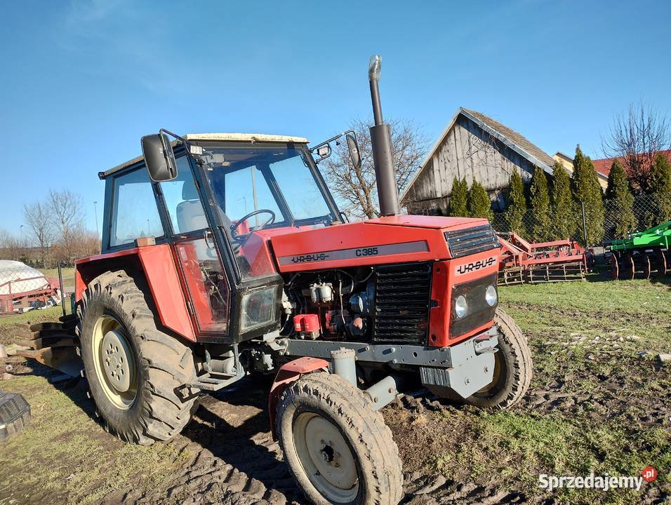 Ciągnik Ursus C385 Rożniatów