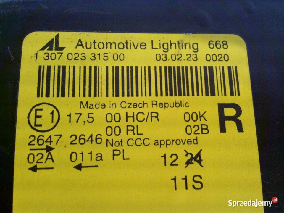 SKODA YETI 12r lampa prawa przód 130702331500 osobowe Kielce