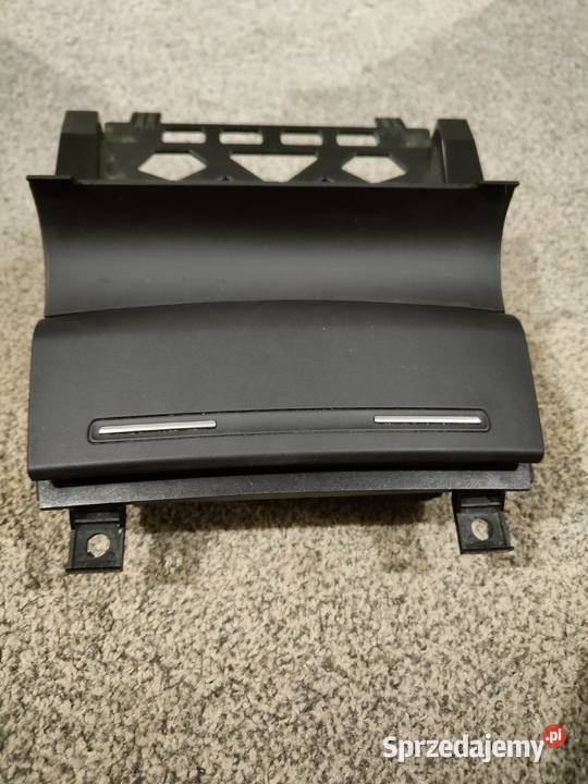 Popielniczka audi a3 8p osobowe Części Bełk