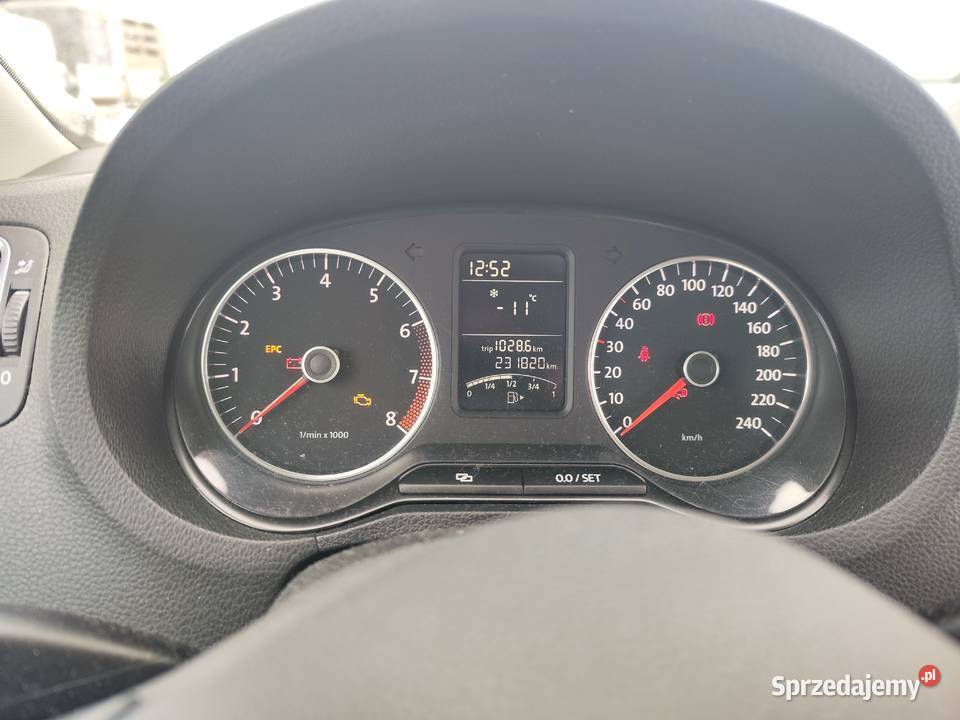 Volkswagen Polo 14 benzyna 2009 231 820 manualna Kraków