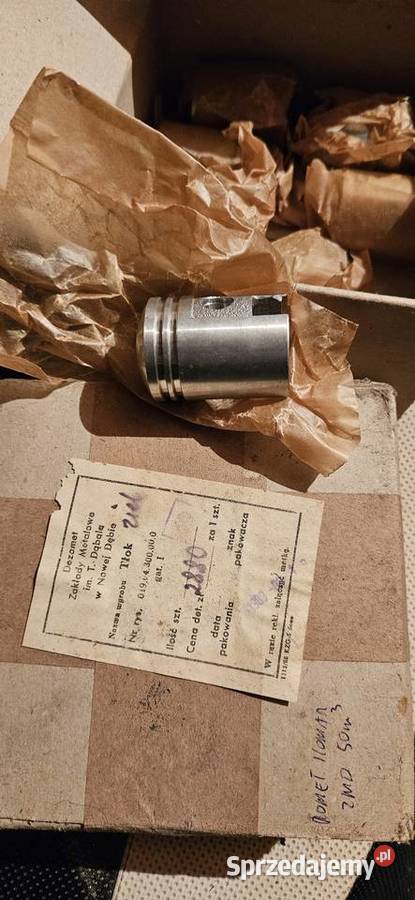 NowyFabryczny ZMDTłok z sygnaturą do