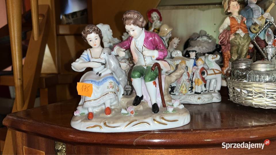 Figurka porcelanowa Pary Dworskiej z owieczką Gdańsk sprzedam