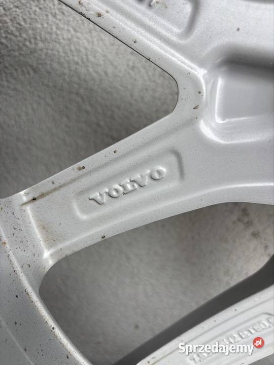 Koła zimowe do Volvo suva 18 z oponami Michelin Samochodowe Elbląg sprzedam