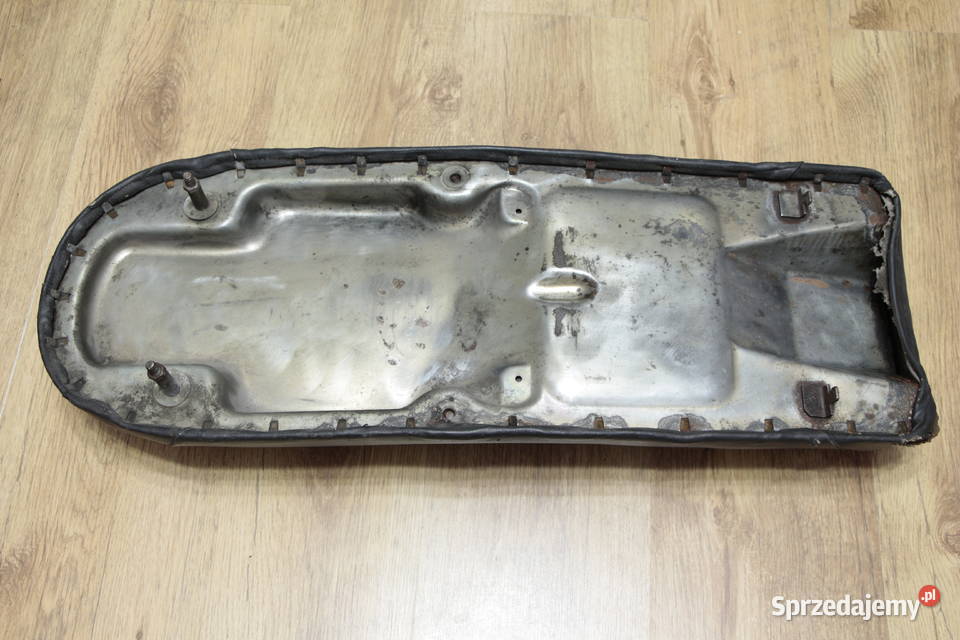 Siedzenie MZ ETZ 250 org DDR Bieżuń