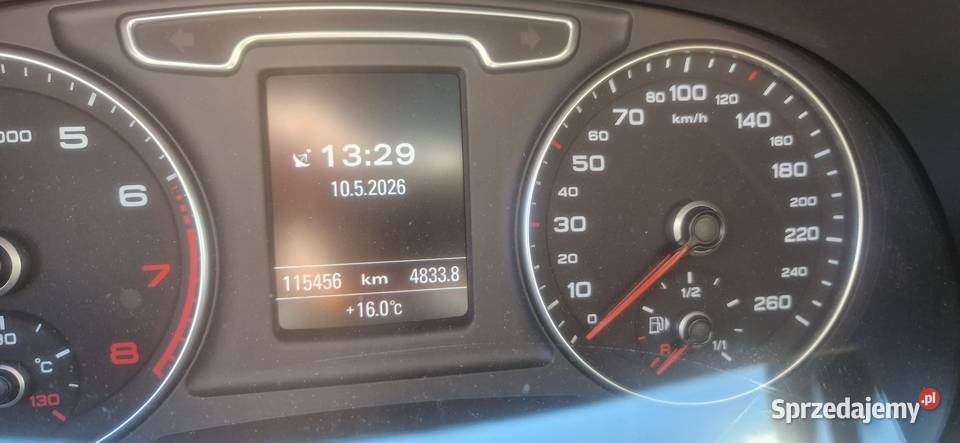 Audi Q3 Sline 20 TFSI Quattro welurowa tapicerka sprzedam