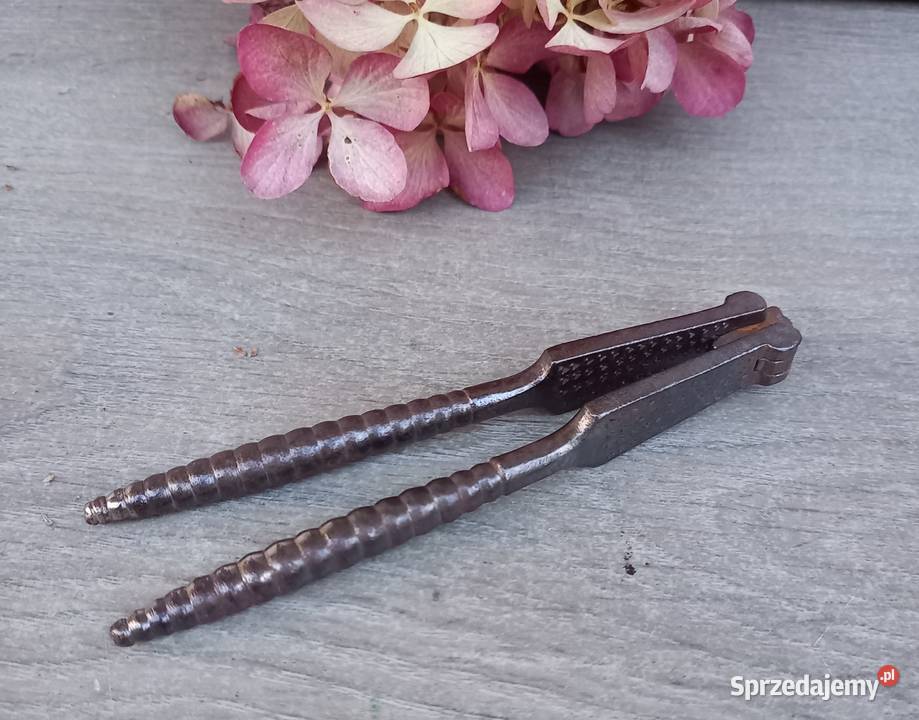 Stary metalowy dziadek do orzechów Francja Warszawa