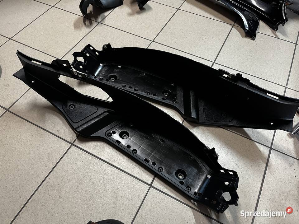 Podest podłoga lewa prawa Piaggio XEVO 125 Brzeszcze
