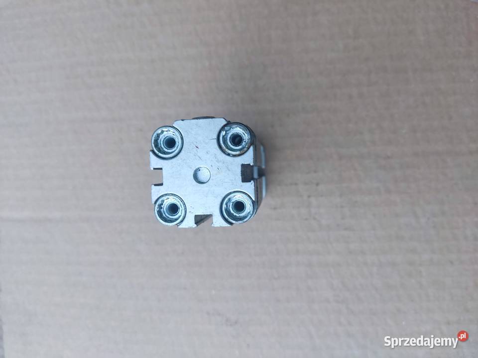 Siłownik pneumatyczny festo nowy Kotlin