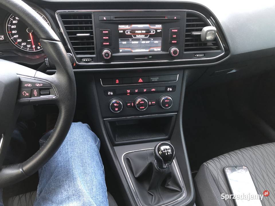 SEAT LEON ST 4 CYLINDROWY NA PASKU ROZRZĄDU 105 nieuszkodzony Opole