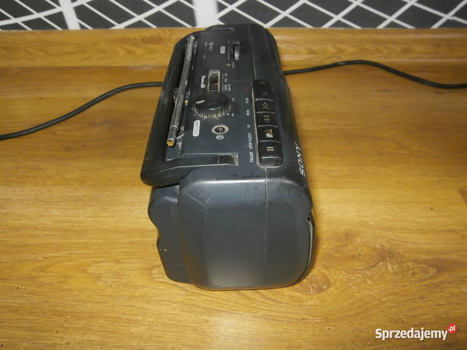 Radiomagnetofon SONY CFM 10L sprawny Łódź sprzedam