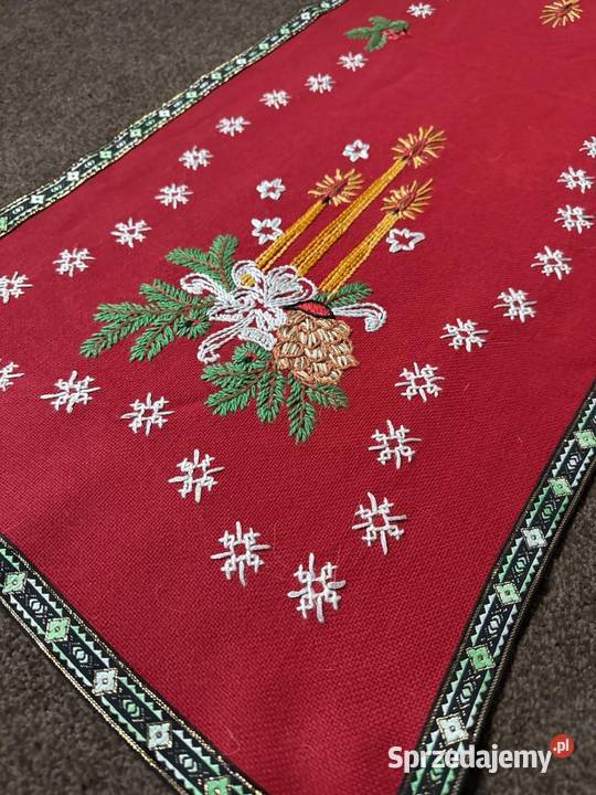 bieżnik ręcznie haftowany motywy Świąteczne Zabrze sprzedam