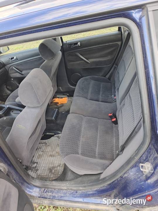 Volkswagen Passat B5 Kombi 19 TDI ekonomiczny i 115KM Roźwienica