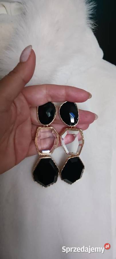 Kolczyki czarne kujawsko-pomorskie Ostrowąs sprzedam