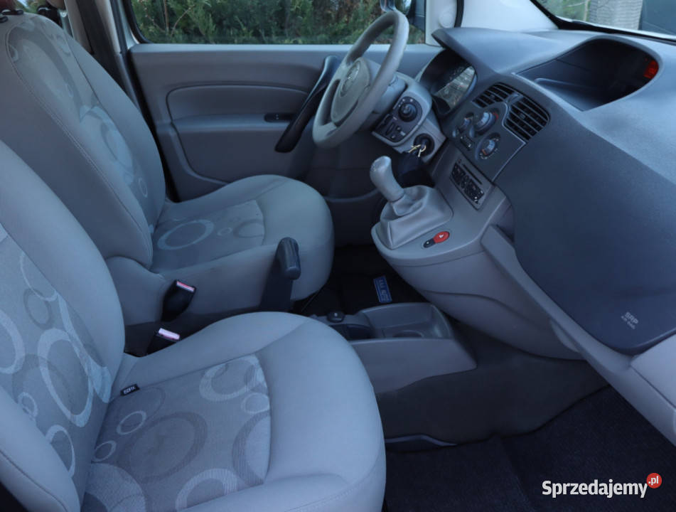 Renault Kangoo 15 dCi Rok produkcji 2010 Piaseczno