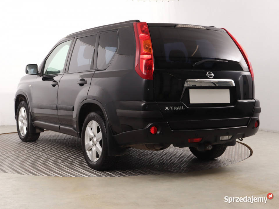 Nissan XTrail 20 dCi czarny X-Trail