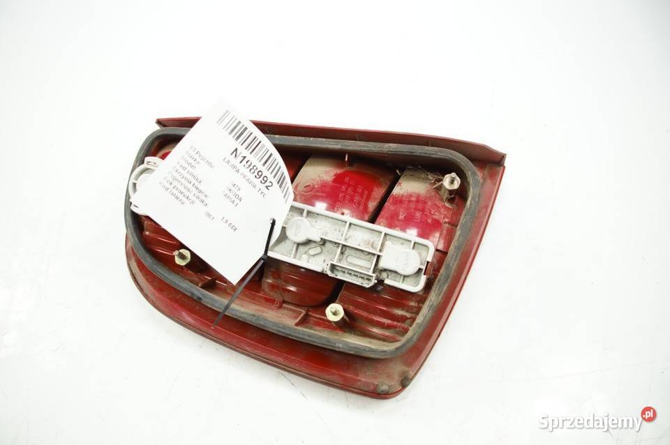 LAMPA PRAWA TYŁ SKODA FABIA I 6Y6945 Lipno