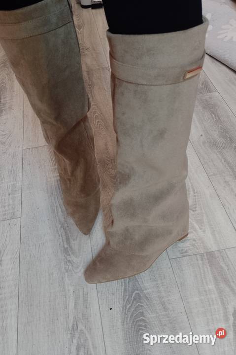 40 Beżowe wygodne kozaki kowbojki na koturnie Kraków sprzedam