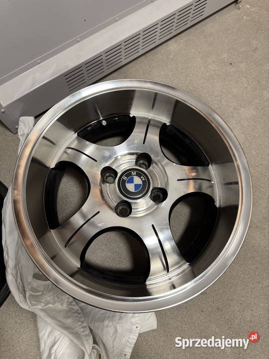 Sprzedam felgi Alu 15 rant polerka BMW Vw seat Średnica 15" Samochodowe pomorskie