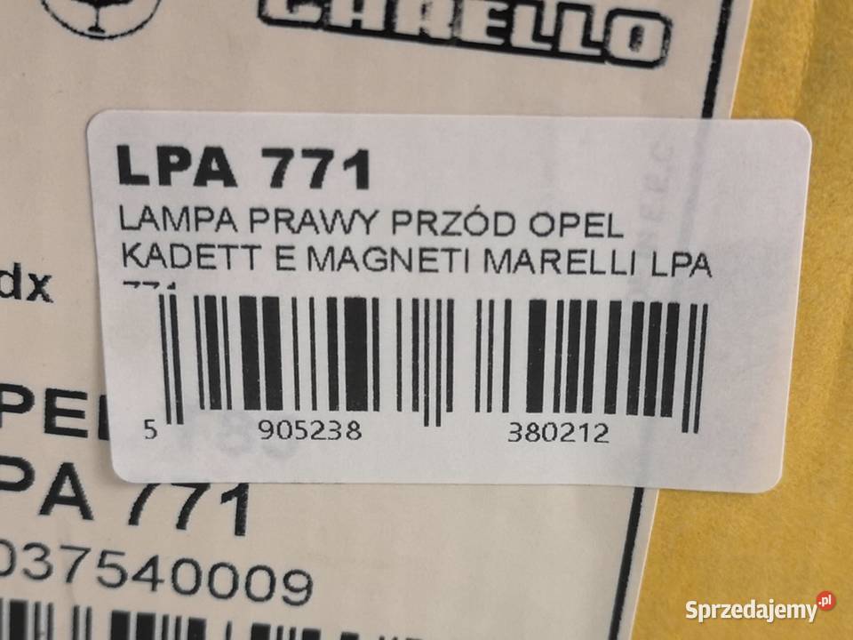 LAMPA PRAWY PRZÓD OPEL KADETT E T85 19841994 Lampy przeciwmgielne sprzedam
