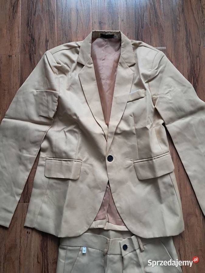 Nowy chłopięcy garnitur w kolorze szampana chyba Sandomierz
