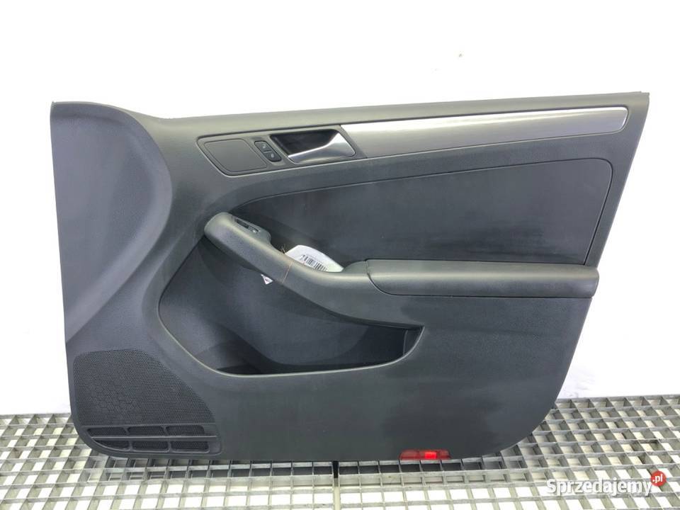 BOCZEK DRZWI PRAWY PRZÓD VW JETTA IV