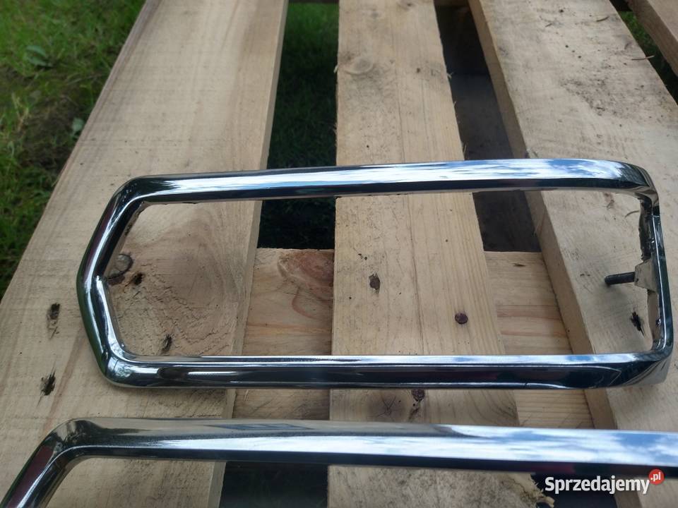 Ramka Chrom Lampy Tylnej LR 1088260159 Lampy tylne Skawina sprzedam