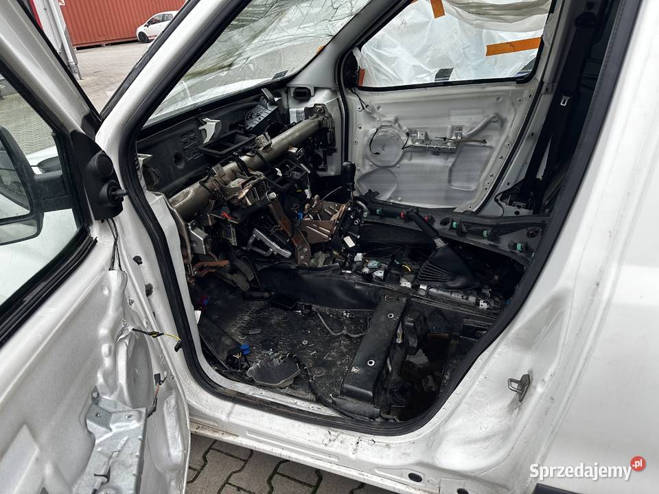 uszkodzony fiat doblo 103000km