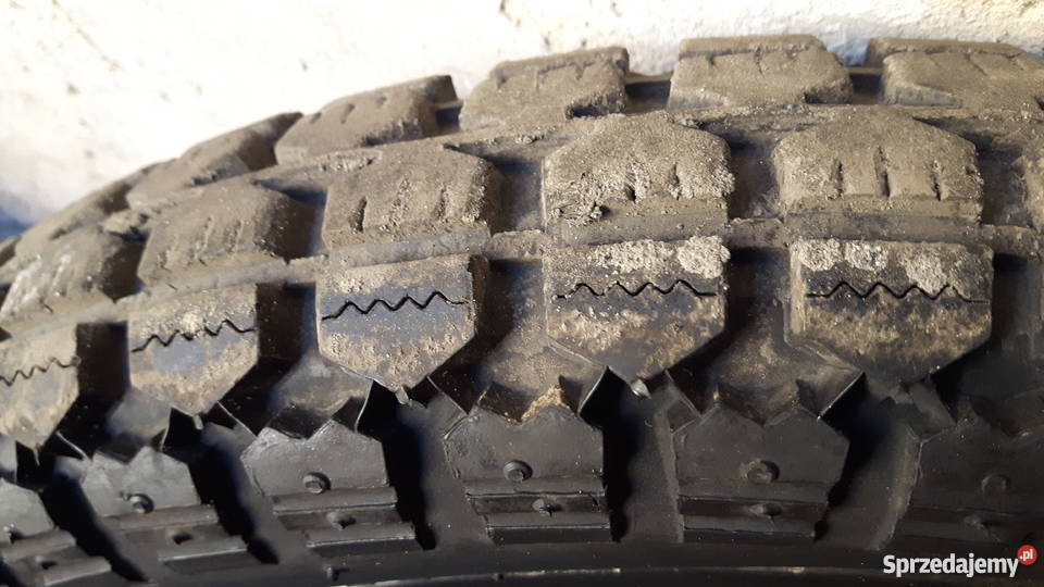 Sprzedam części do Junaka 901 Knurów