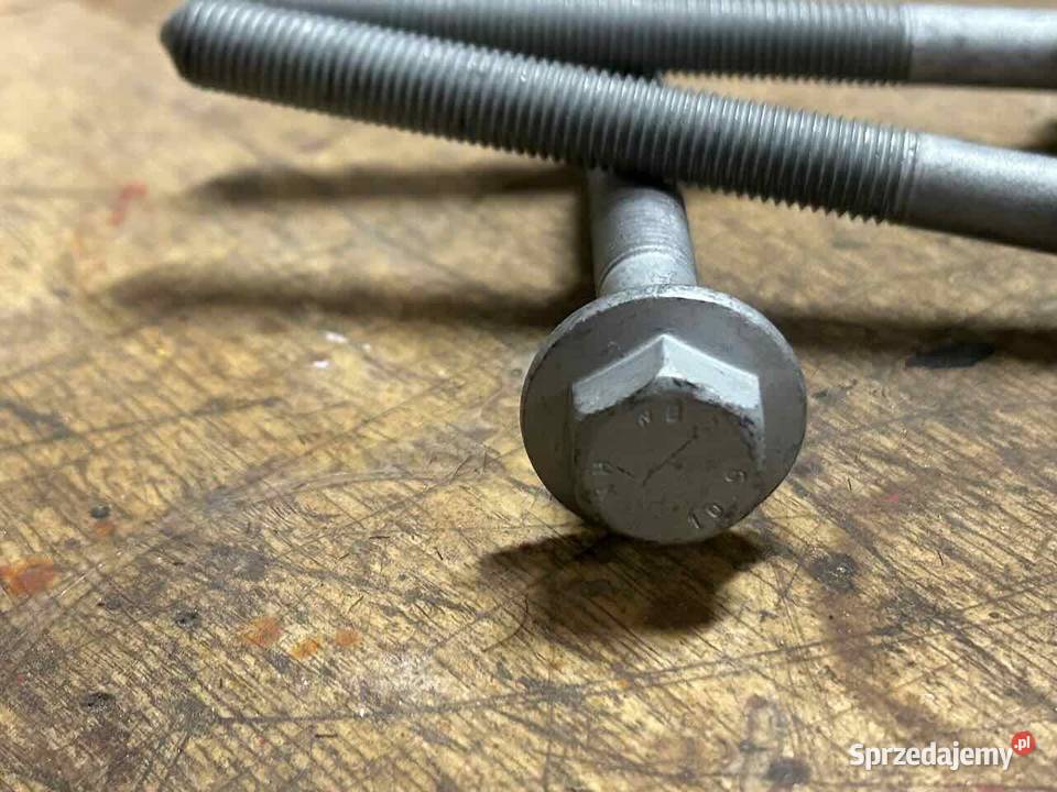 Śruby M12 15 118 sprzedam