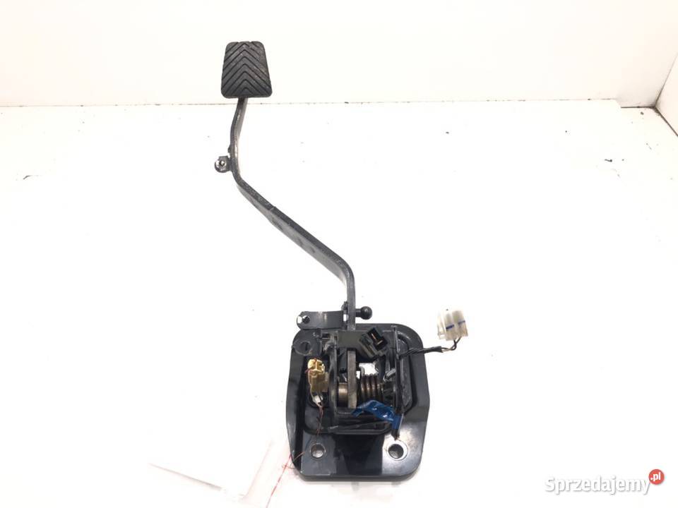 PEDAŁ SPRZĘGŁA MITSUBISHI LANCER VIII 18 143 sprzedam
