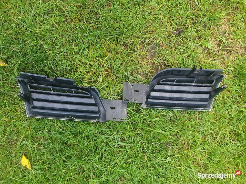 Grill atrapa chłodnicy Mitsubishi Carisma lift Motoryzacja małopolskie Kraków sprzedam