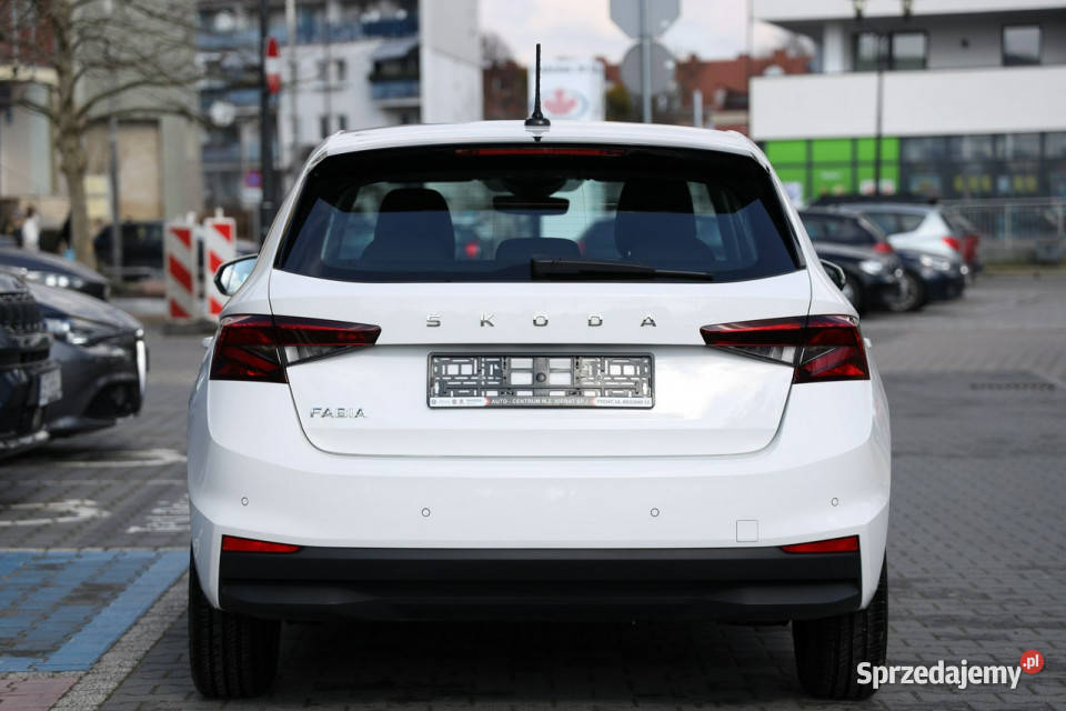 koda Fabia 10 Ambition IV 2021 światła do jazdy dziennej Tychy