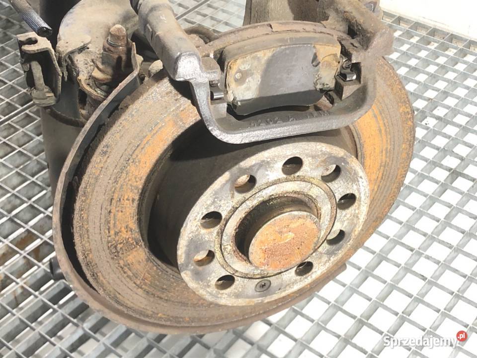 BELKA TYŁ VW GOLF VII Hatchback TYLNA sprzedam