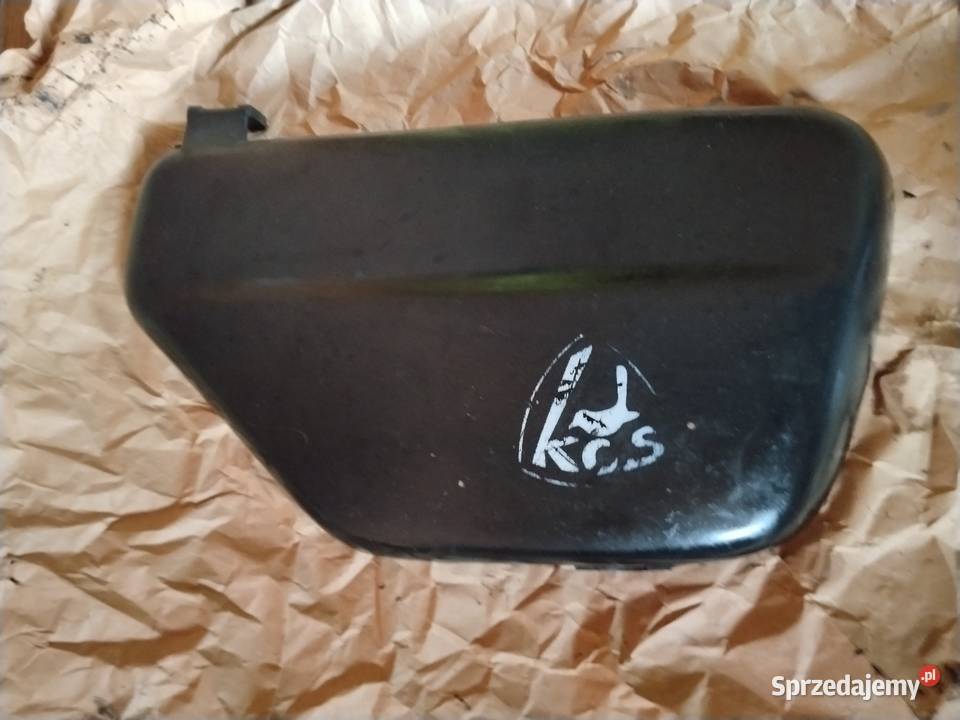 Wsk 125 Kos boczek prawy oryginalny Plastik Brzozów