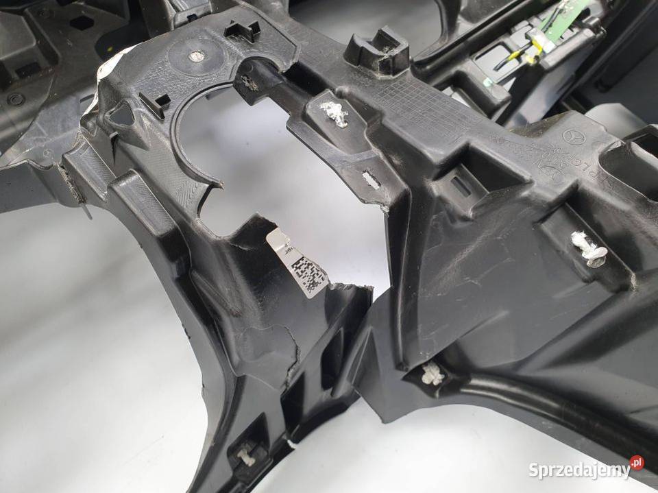 DESKA KOKPIT MERCEDES C W205 4MATIC