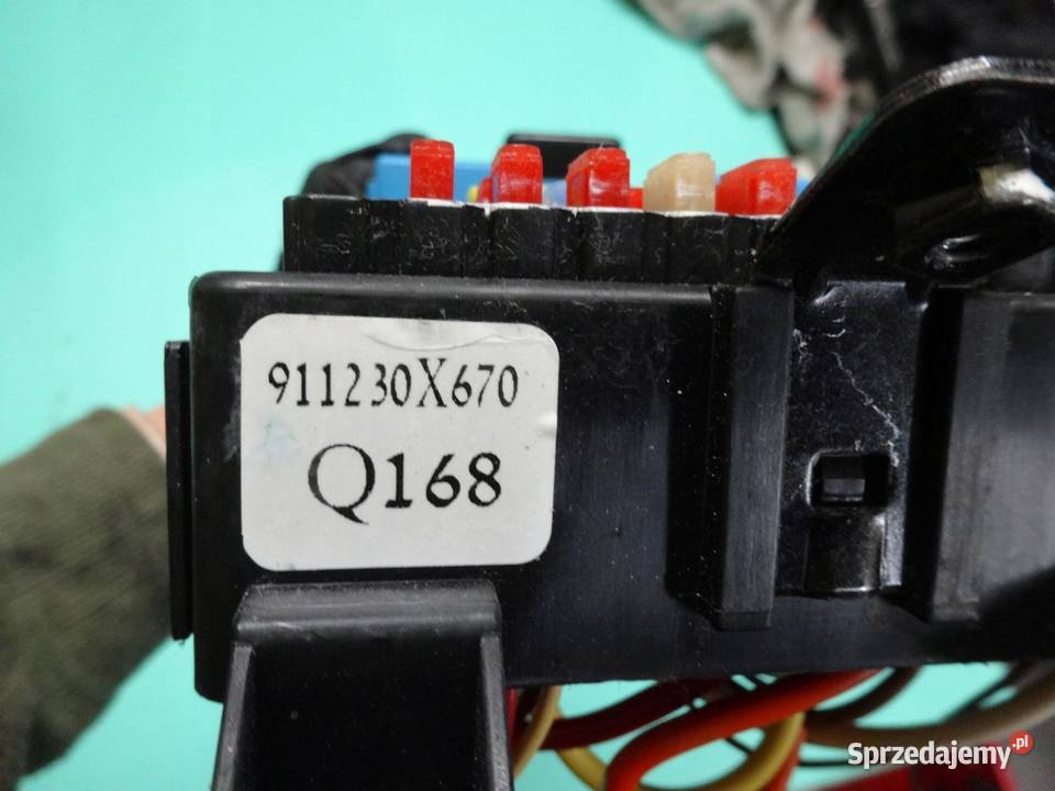 HYUNDAI I10 I 12 B 10r skrzynka bezpieczników