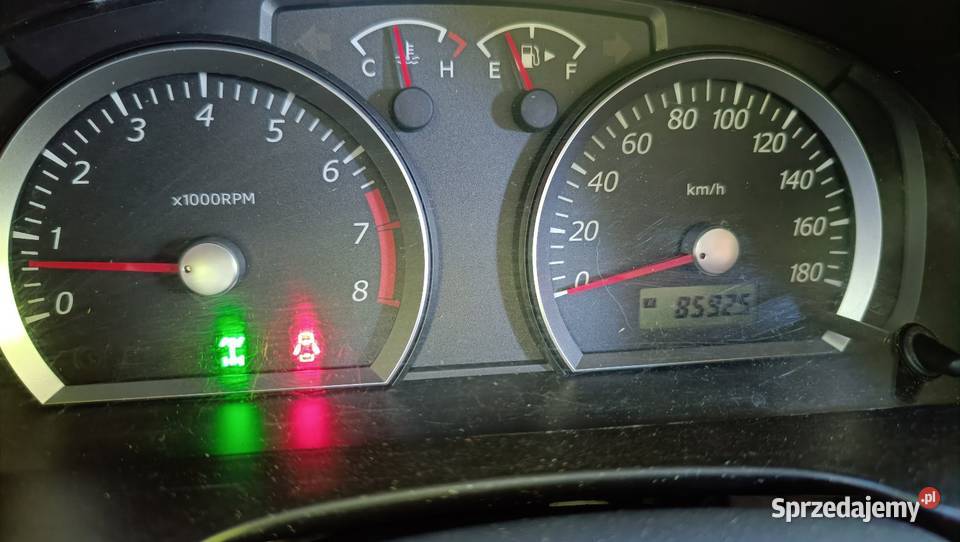 Suzuki jimny 13 benz 85 80 kilometrów Napędy Łuków