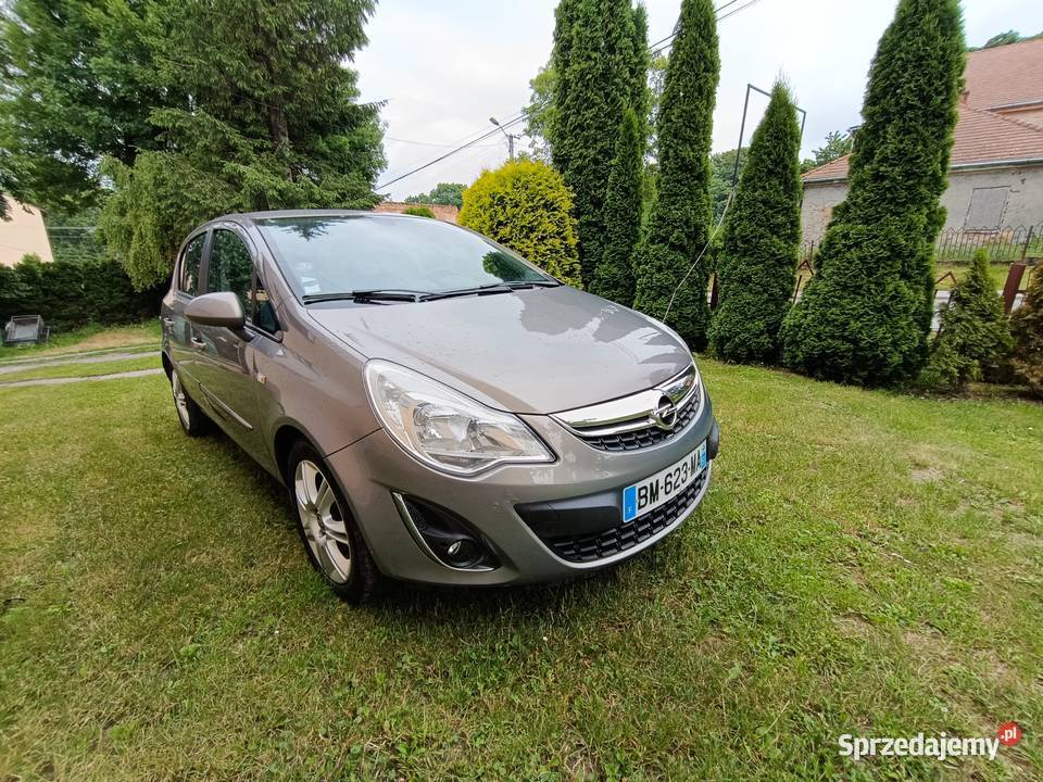 Opel Corsa 14 90 bęzyna bez turbo Corsa