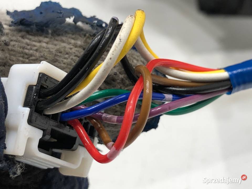 LUSTERKO LEWY MITSUBISHI OUTLANDER III SUV