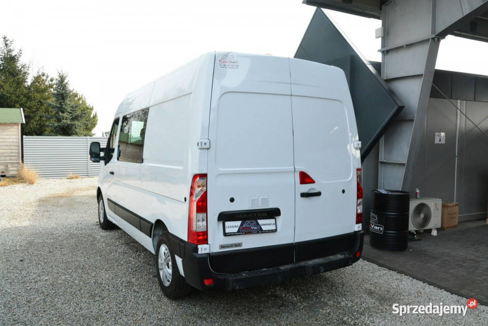 Renault Master średniak 7 osobowy brygadówka