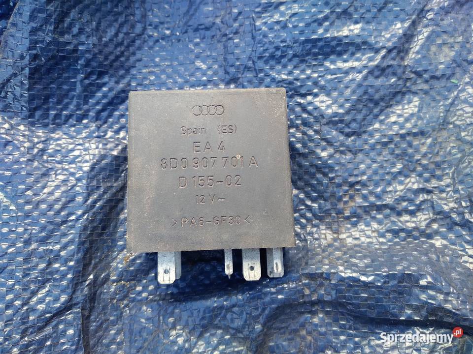 Audi a4 b5 przekaźnik 8D0907701A