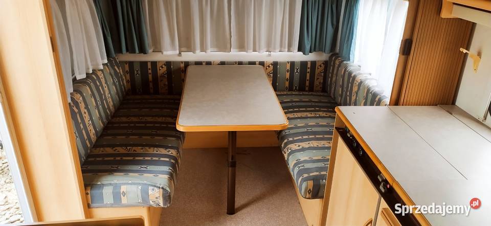 przyczepa kempingowa łóżka piętrowe campingowa Międzybrodzie Bialskie