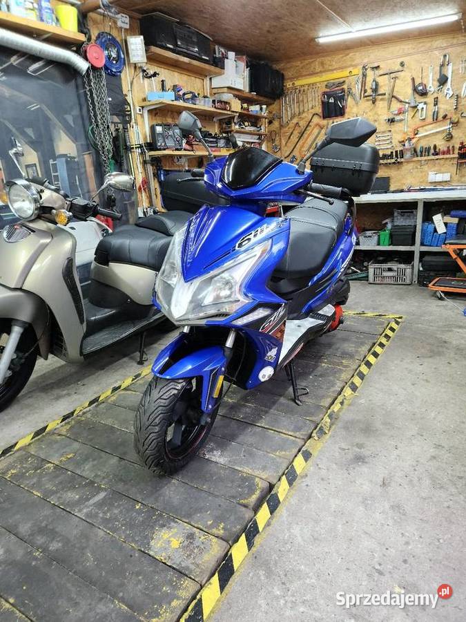 SKUTER 125 JUNAK 611 NOWE OPONY KASK SPRAWNY KAT pomorskie sprzedam