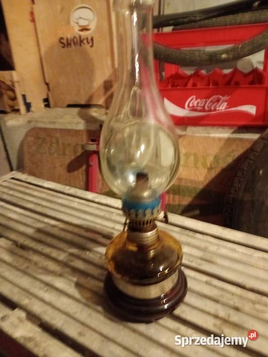 Lampa naftowa
